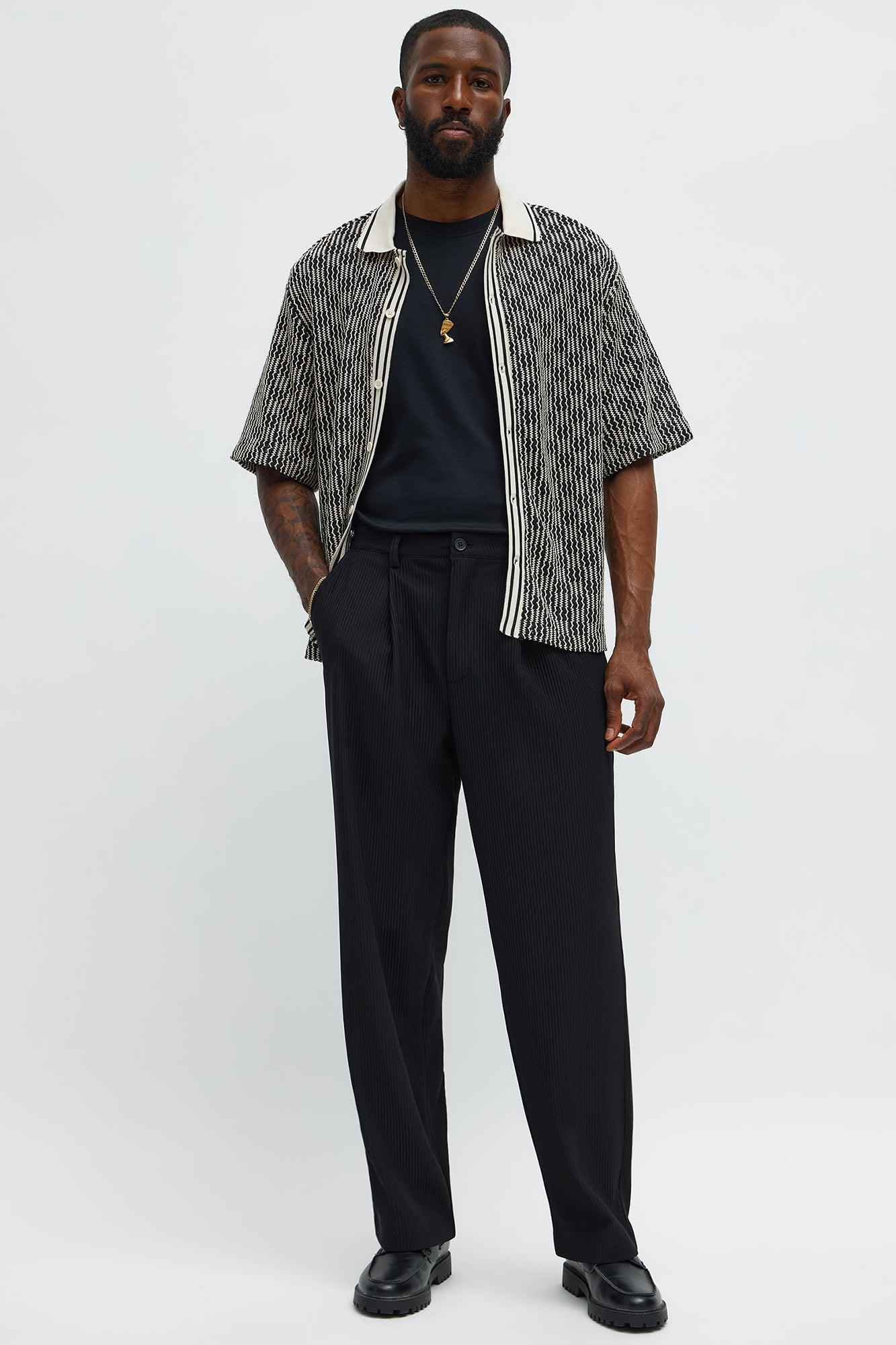 Show Up Straight Pleated Trousers - Black Male Product Image