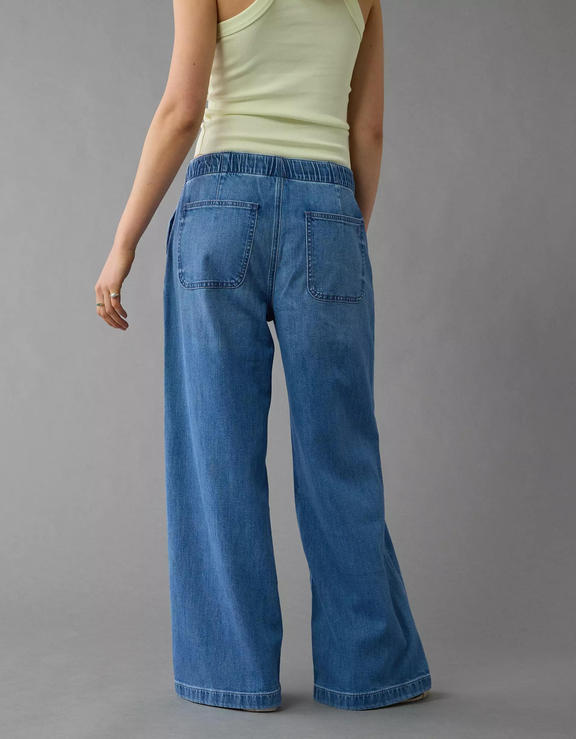 AE Stretch Low-Rise Ultra Wide-Leg Pull-On Jean Product Image