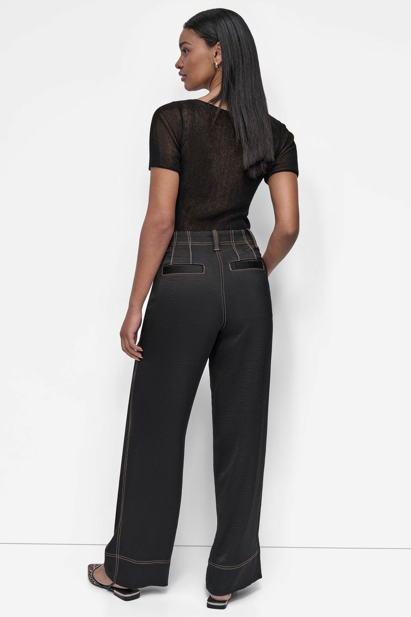 EXTRA HIGH RISE ELEVATED UTILITY PANT Product Image