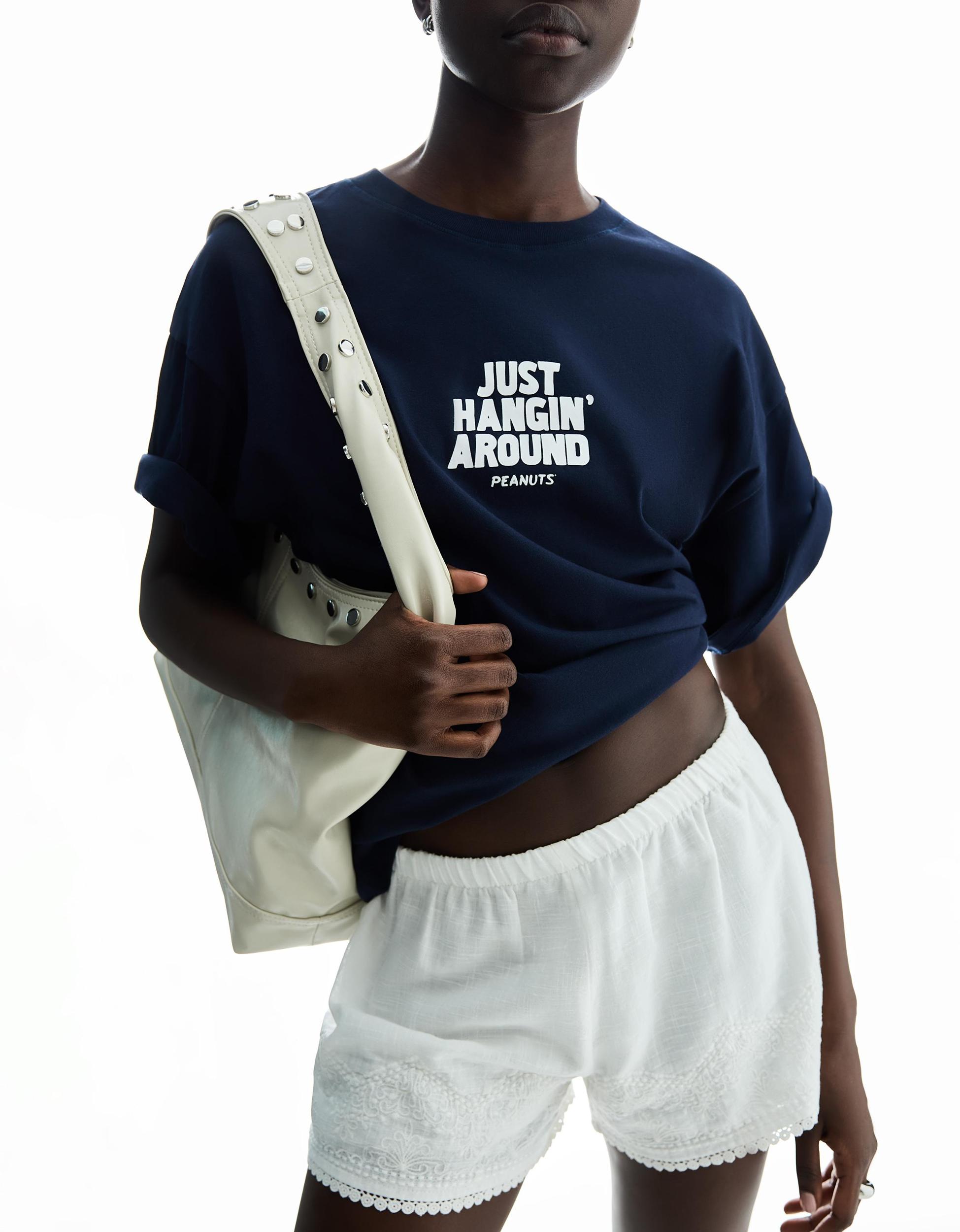 Short sleeve Peanuts T-shirt Product Image