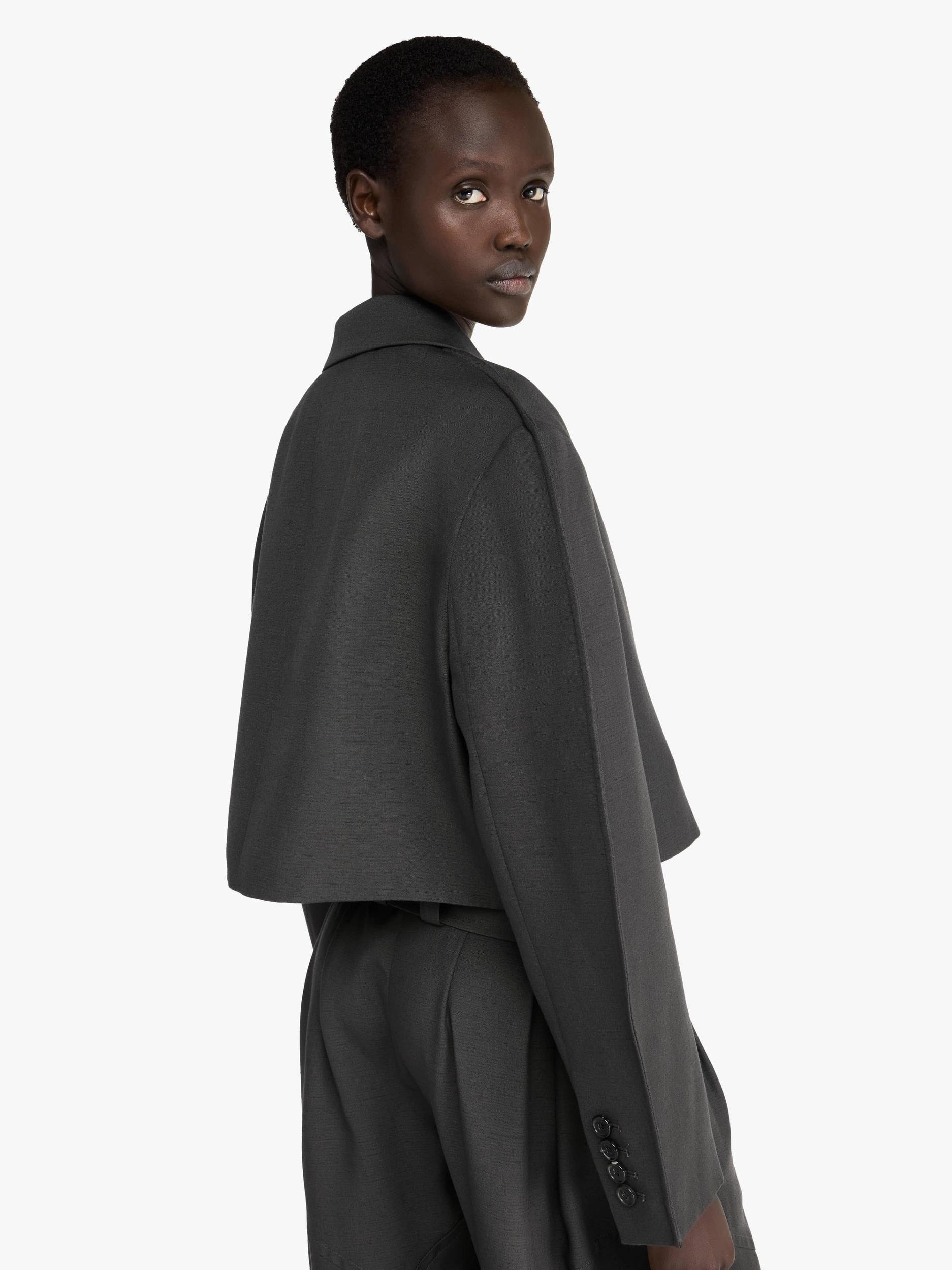 CROPPED ROUNDED TAILORED JACKET Product Image