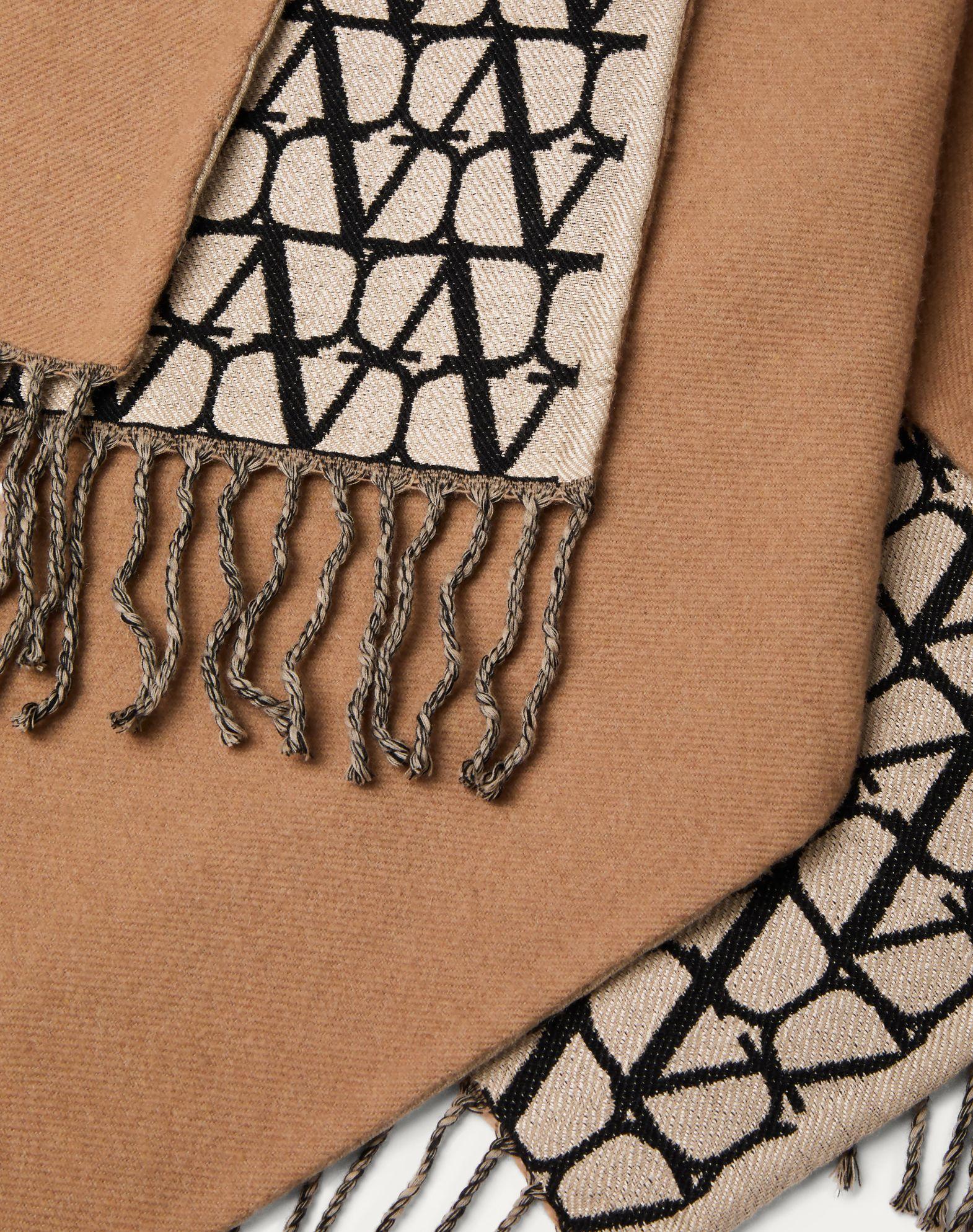 Double Toile Iconographe Poncho In Wool, Silk And Cashmere  Product Image