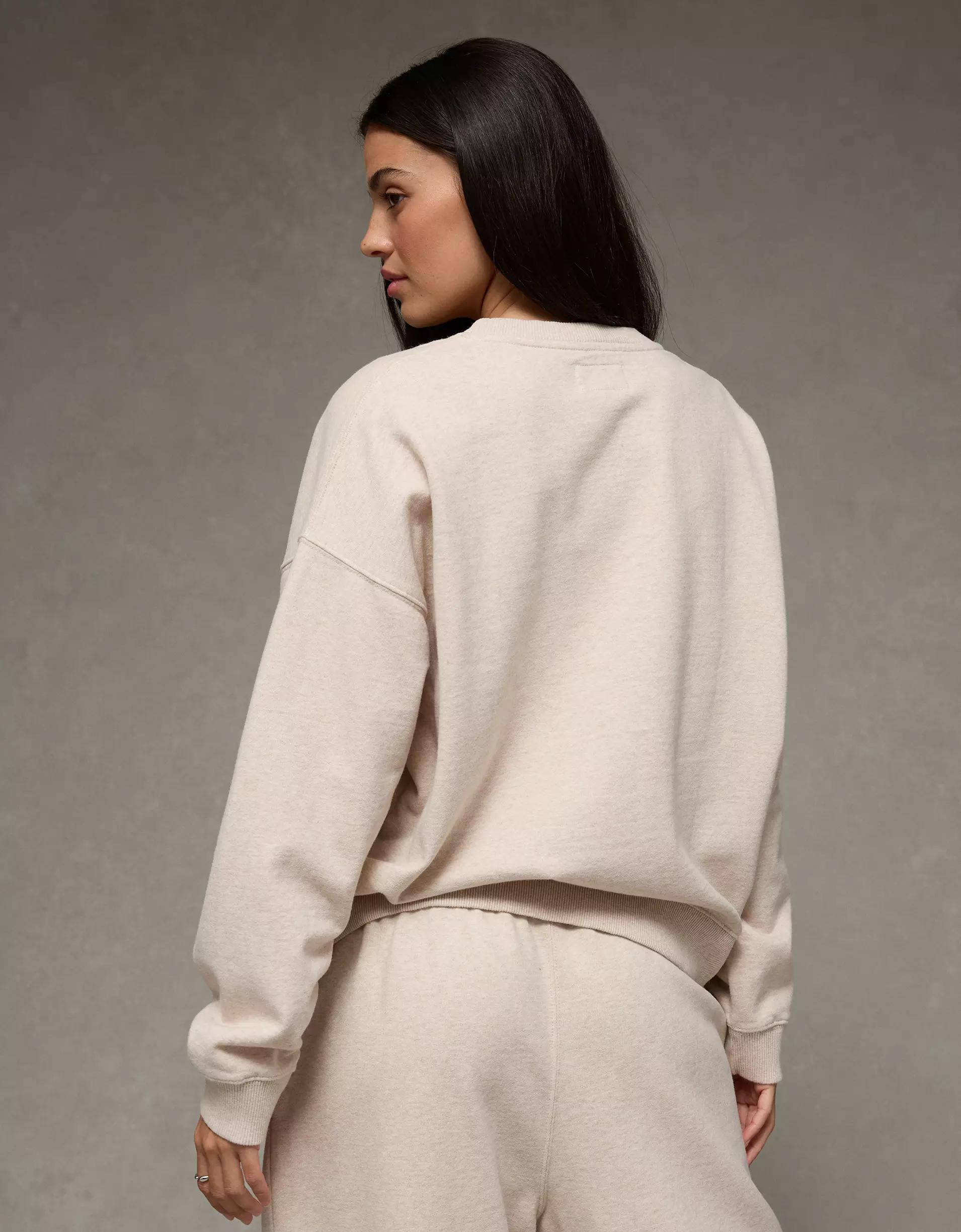 AE Relaxed Graphic Sweatshirt Product Image