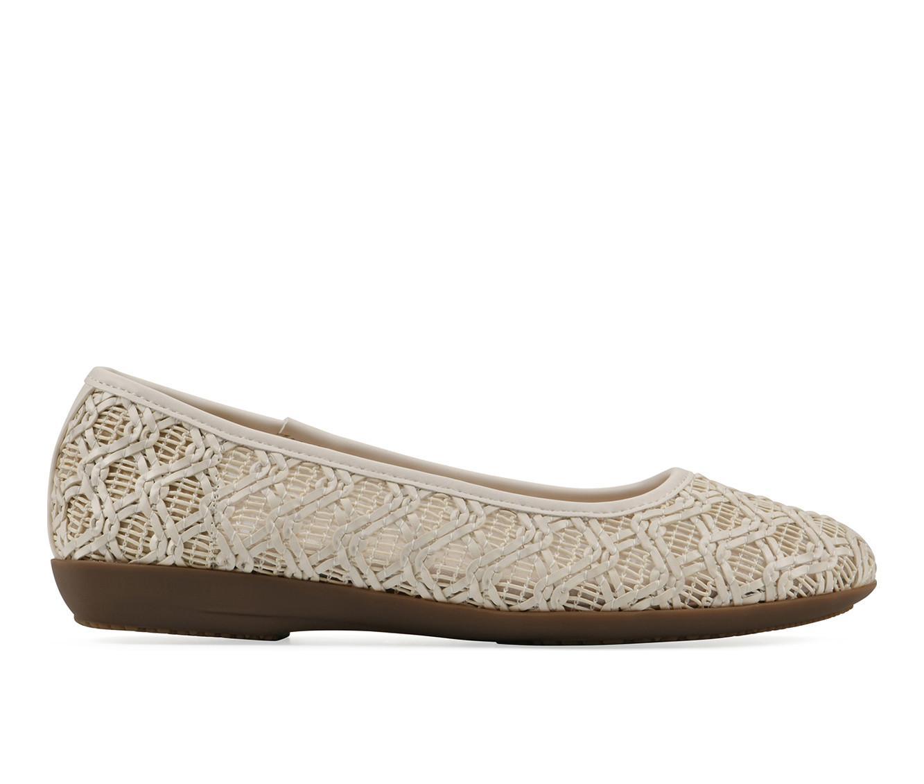 Women's Cliffs by White Mountain Cariann Flats Product Image
