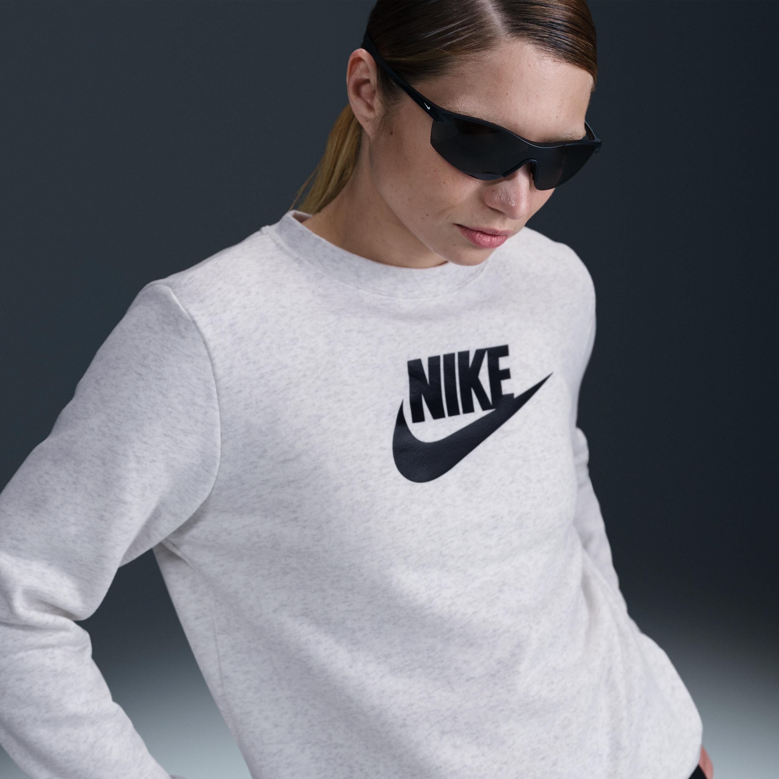 Women's Nike Sportswear Club Fleece Logo Crew-Neck Sweatshirt Product Image