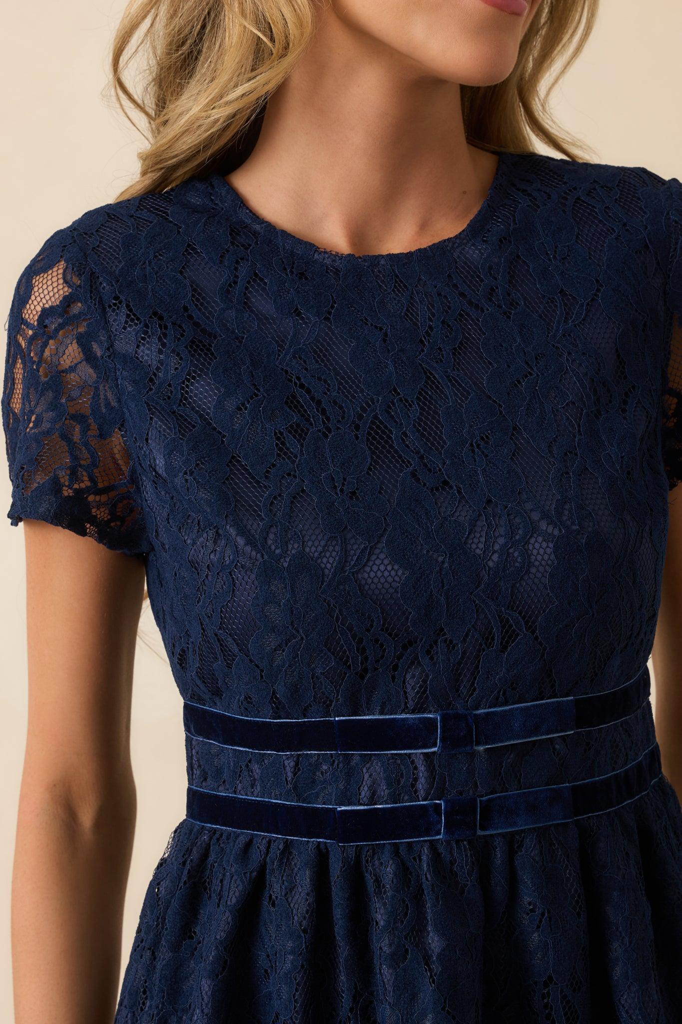 Never Look Back Navy Floral Lace Short Sleeve Velvet Trim Midi Dress L / Navy Product Image