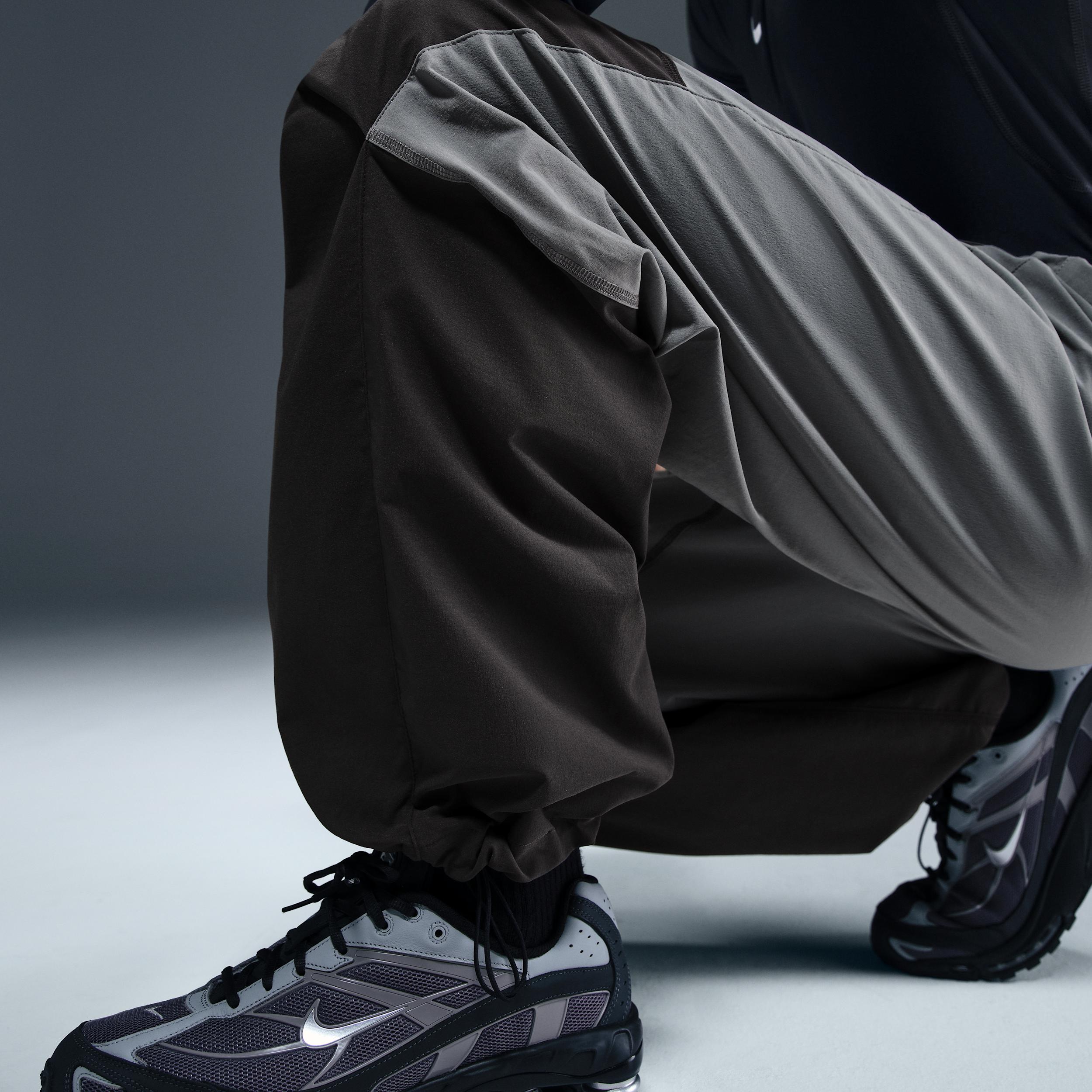 Nike Mens Tech Woven Oversized Pants | HM7158-065 Product Image
