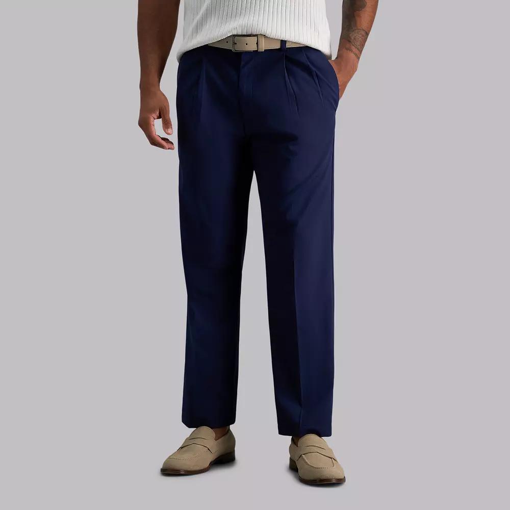 Men's Haggar® Cool Right® Performance Flex Classic-Fit Pleated Pants,  Product Image