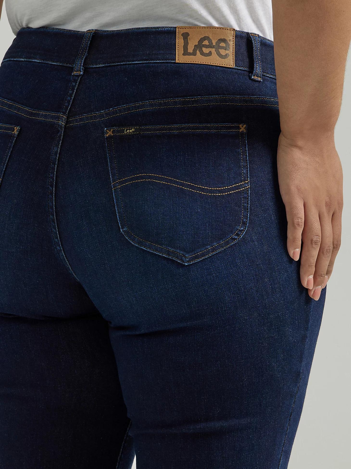 Women's Ultra Lux Comfort with Flex Motion Straight Jean (Plus) | Women's Jeans | Lee® Product Image