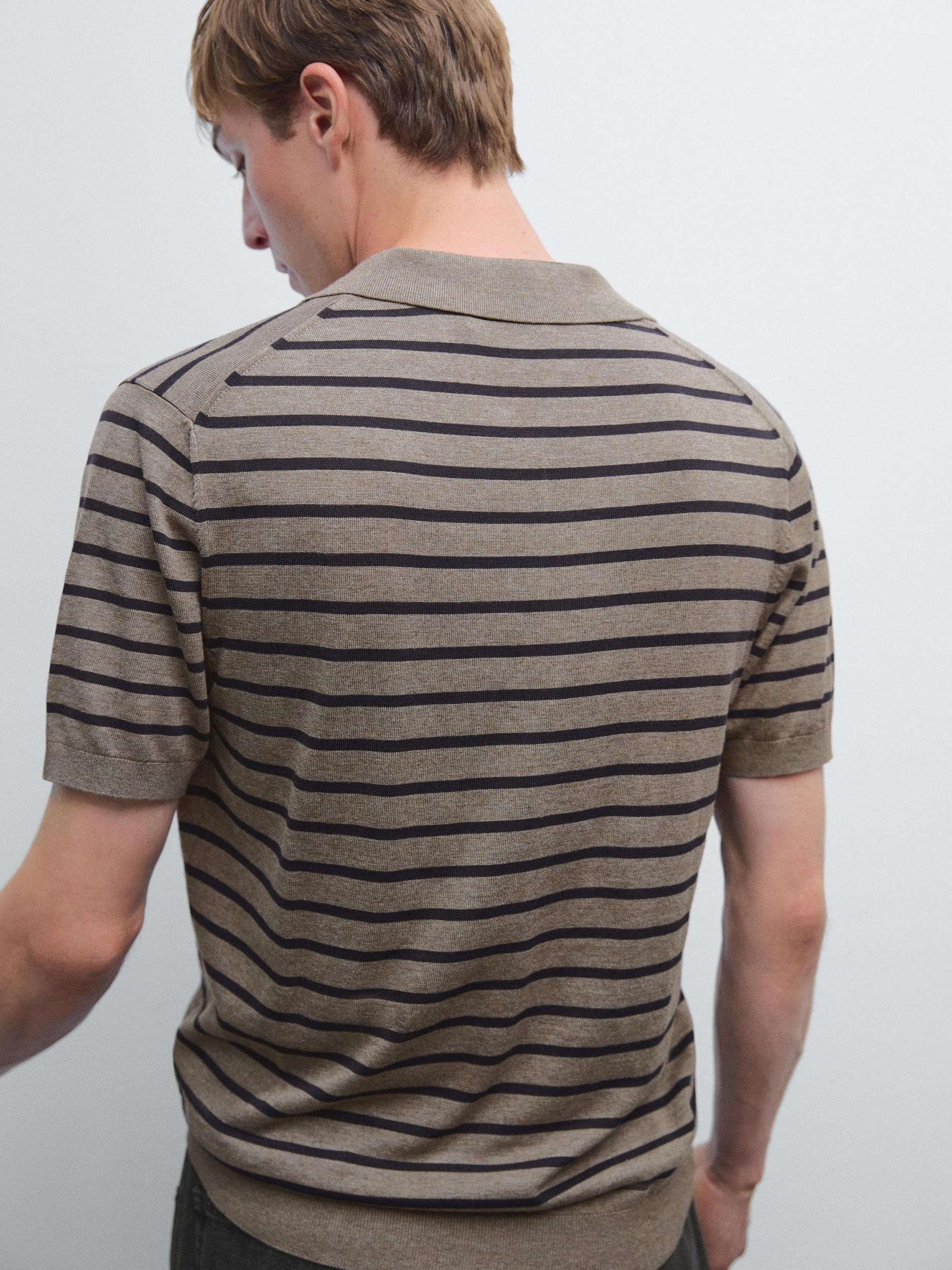 Short sleeve striped knit polo shirt Product Image