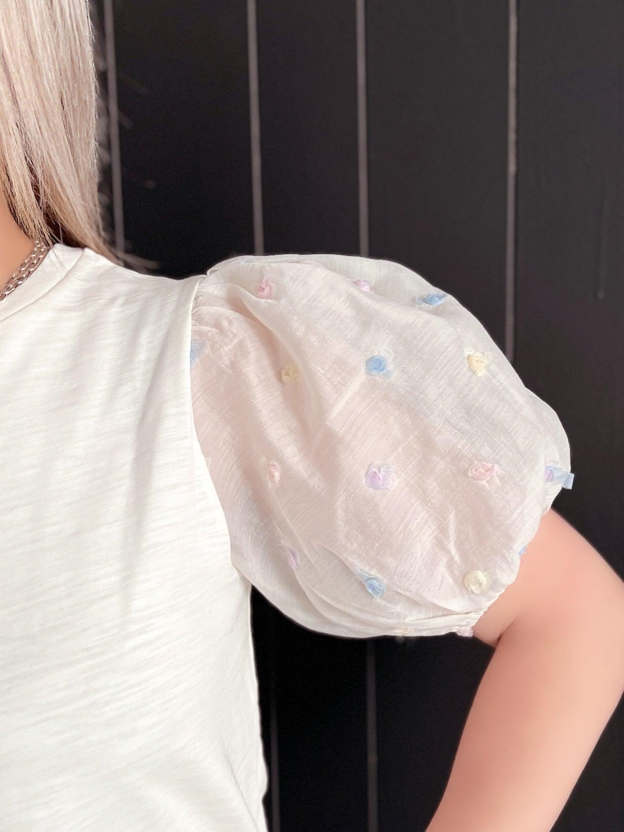 3D Flower Textured Sleeve Cream Top Product Image