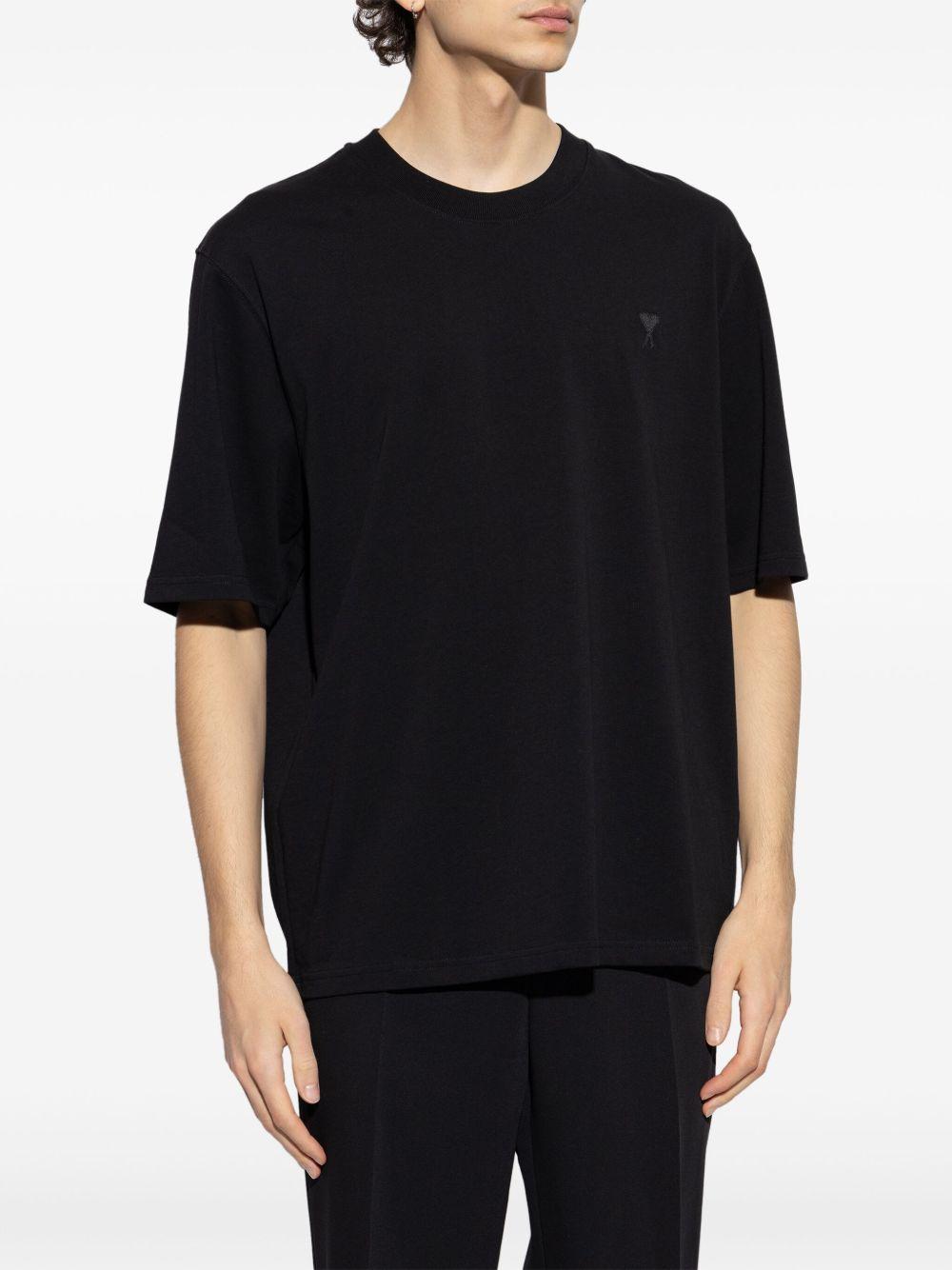 Ami de Coeur T-shirt Product Image