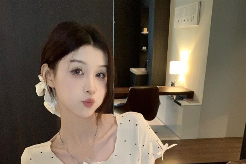 Short-Sleeve Scoop Neck Dotted Bow Accent Cutout Crop T-Shirt Product Image
