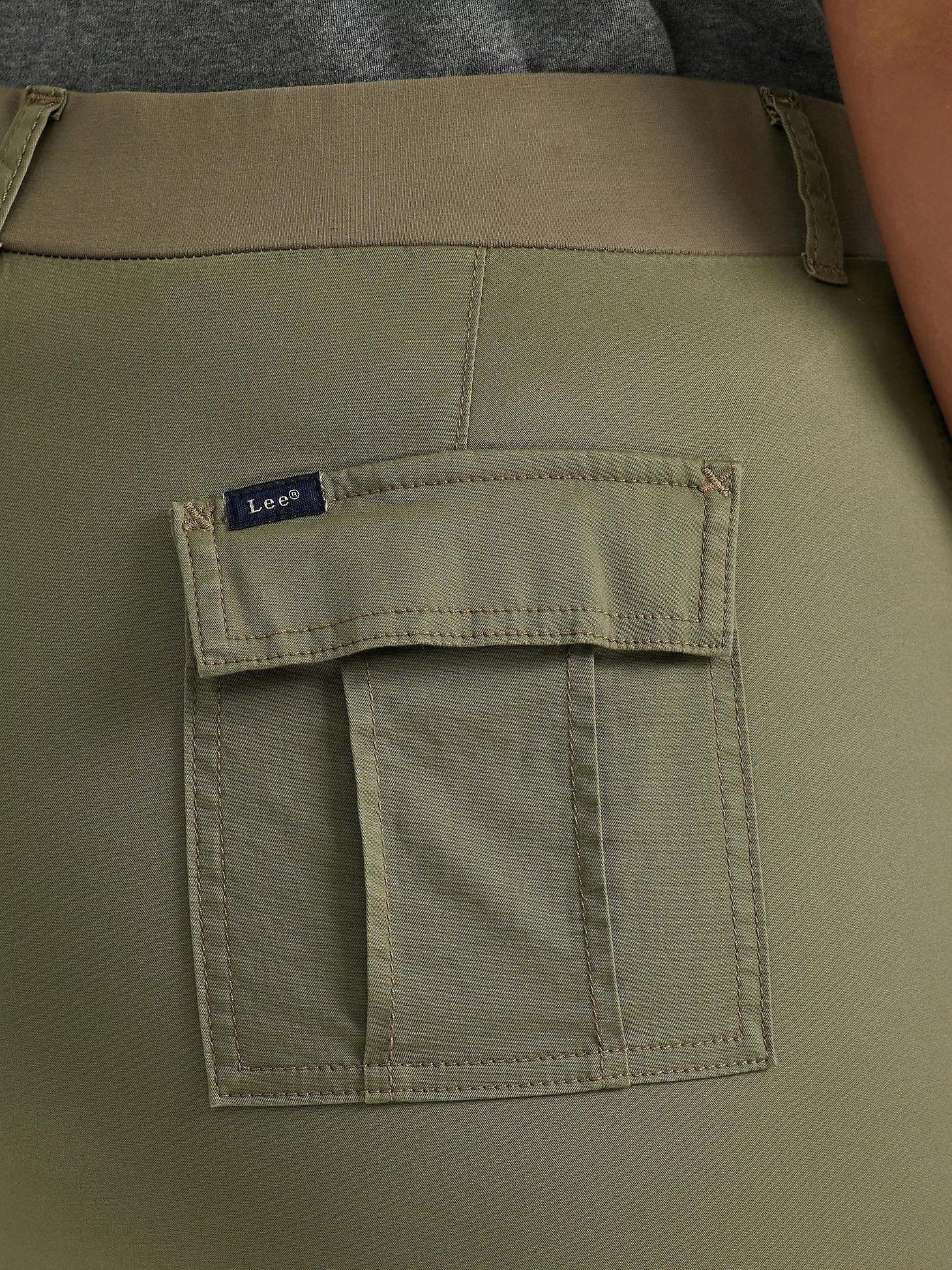 Women's Ultra Lux Comfort with Flex-To-Go Relaxed Fit Cargo Capri (Plus) | Women's Capris & Crops | Lee® Product Image