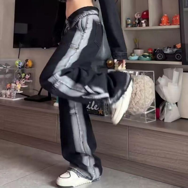 Low Waist Printed Wide Leg Jeans Product Image