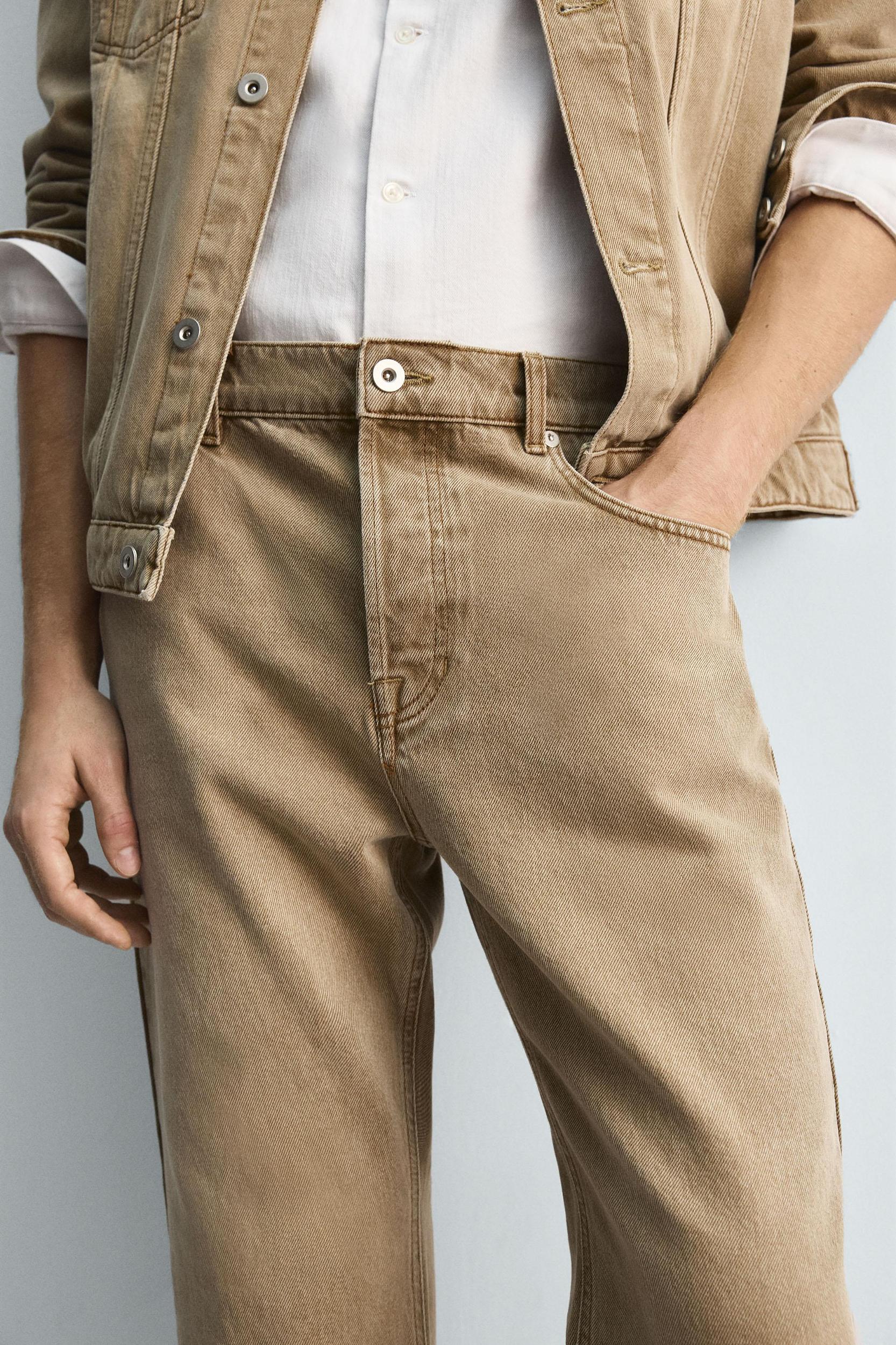 RELAXED FIT JEANS Product Image