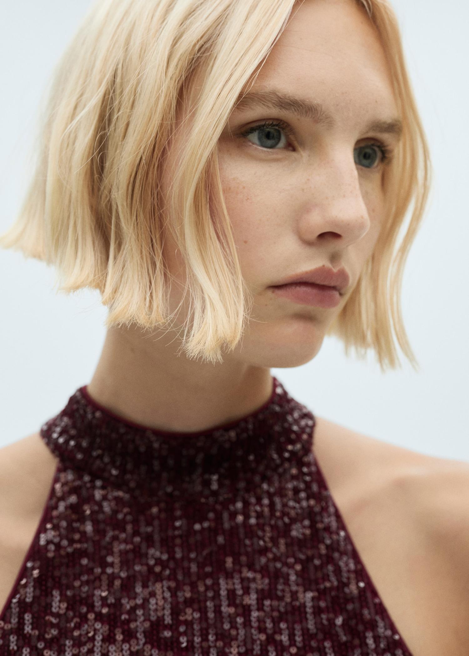 Sequined halter neck dress - Women | MANGO USA Product Image