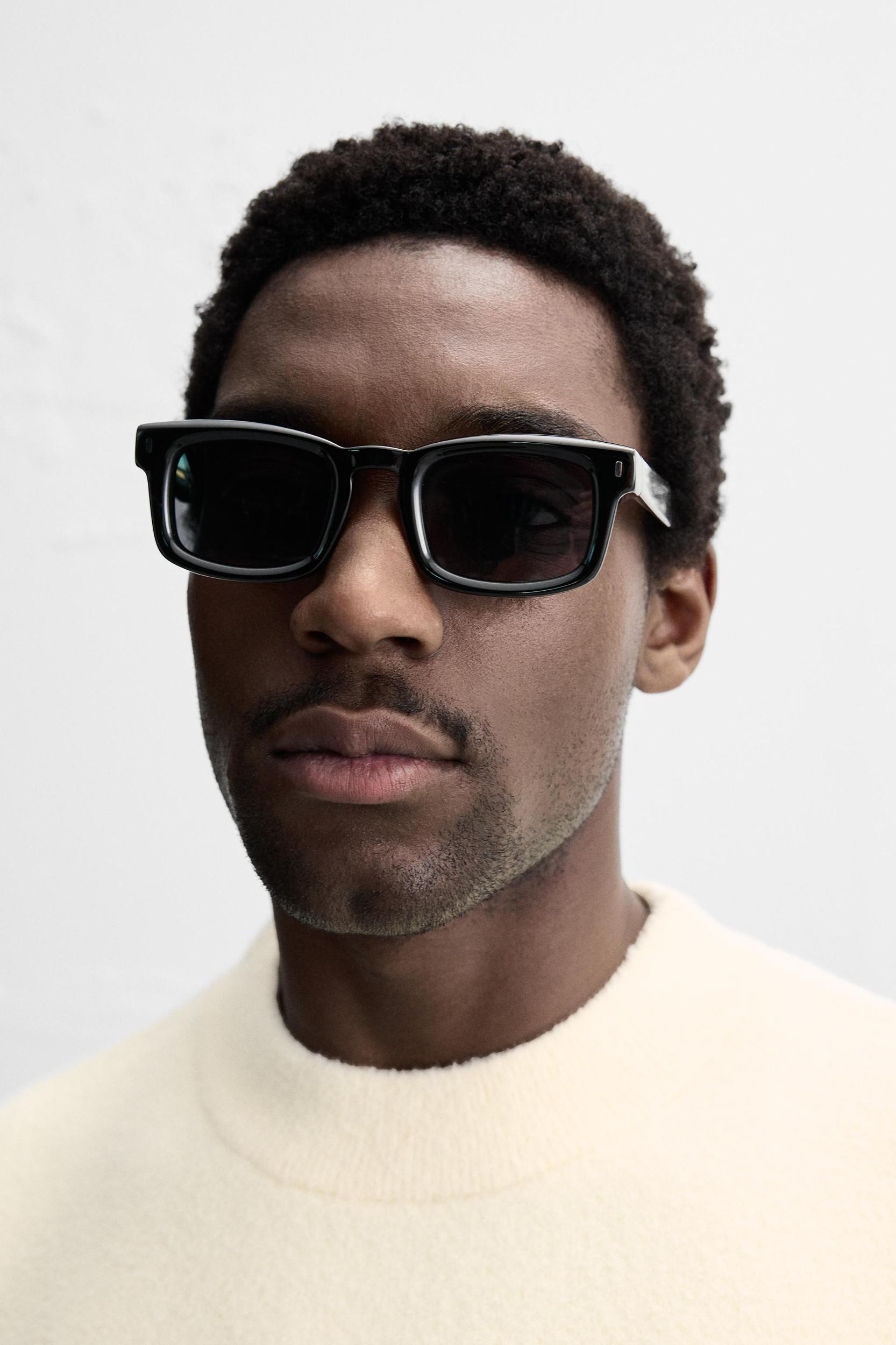 TEXTURED SWEATER Product Image