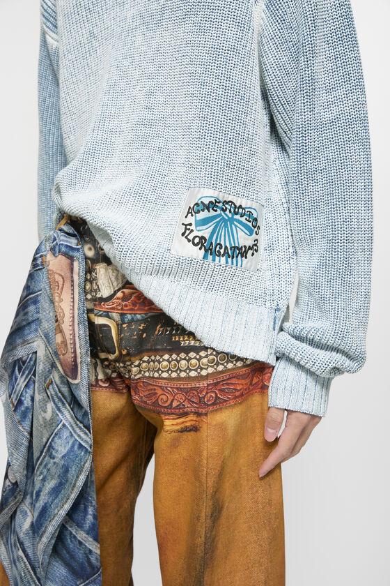 Crew neck jumper Product Image