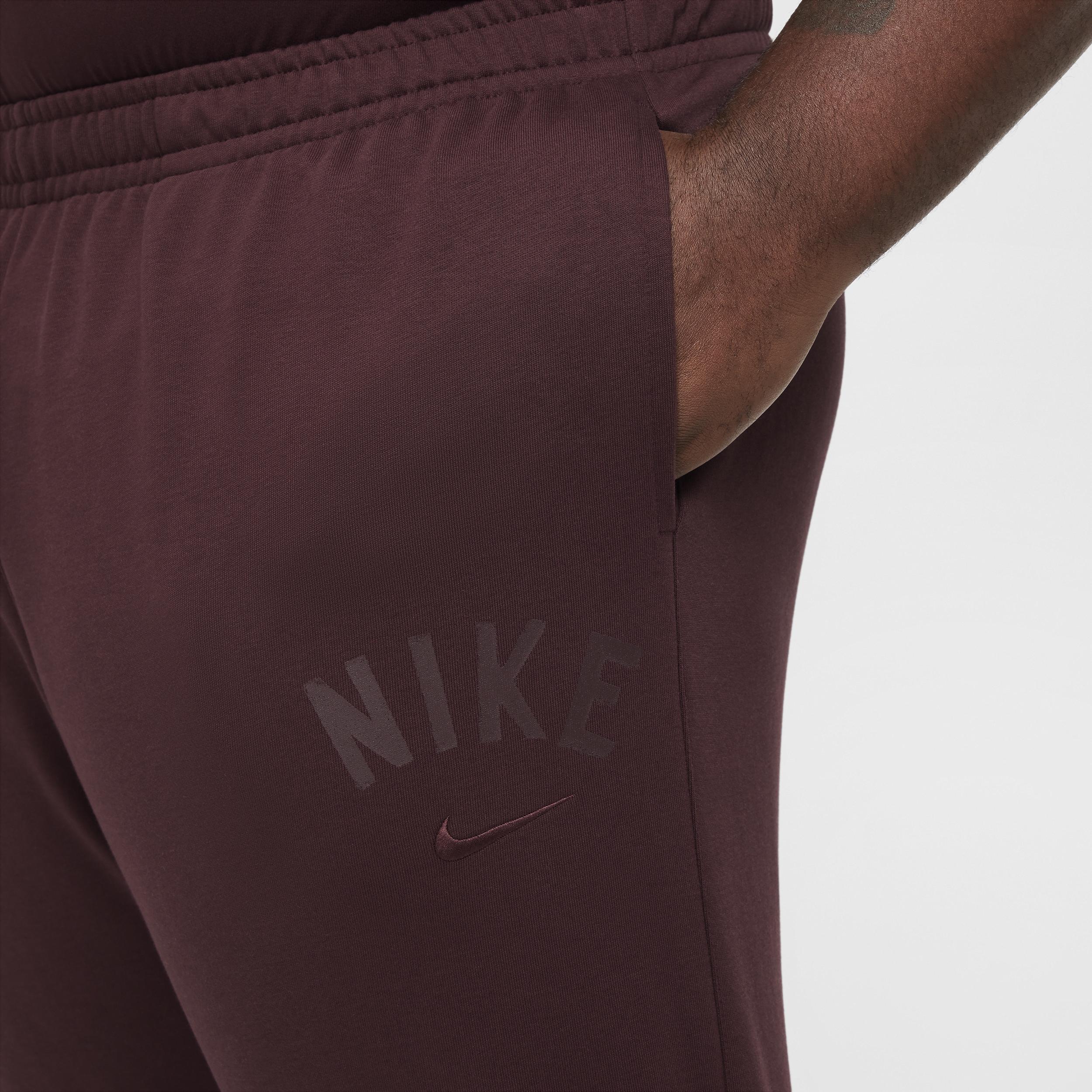 Nike Swoosh Men's Dri-FIT Fleece Fitness Joggers Product Image