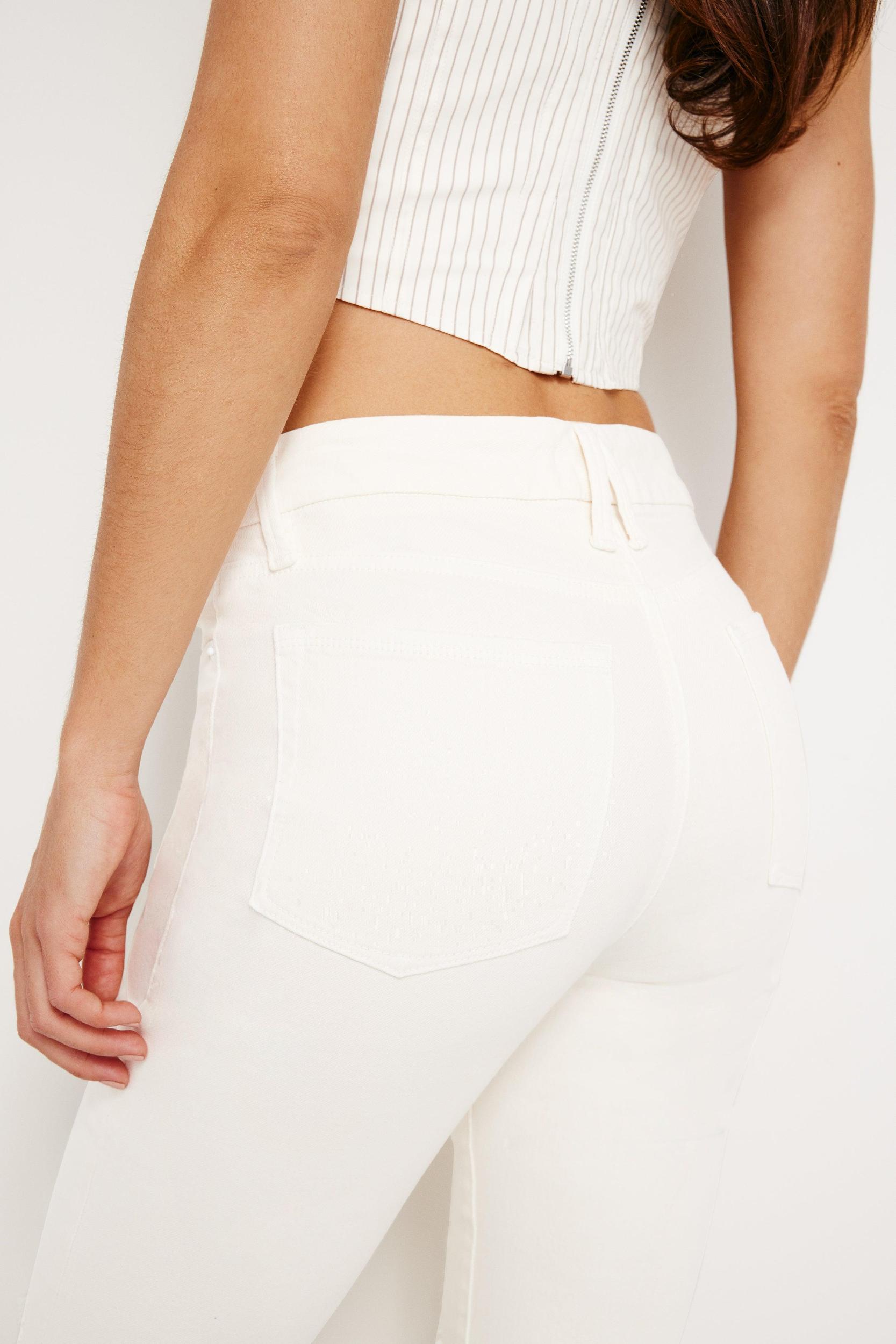 GOOD CLASSIC LIGHT COMPRESSION BOOTCUT JEANS | CLOUD WHITE Product Image