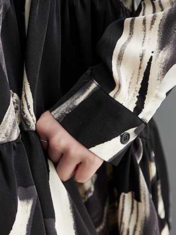 Long Sleeves Loose Pleated Printed Split-Joint Lapel Blouses Product Image