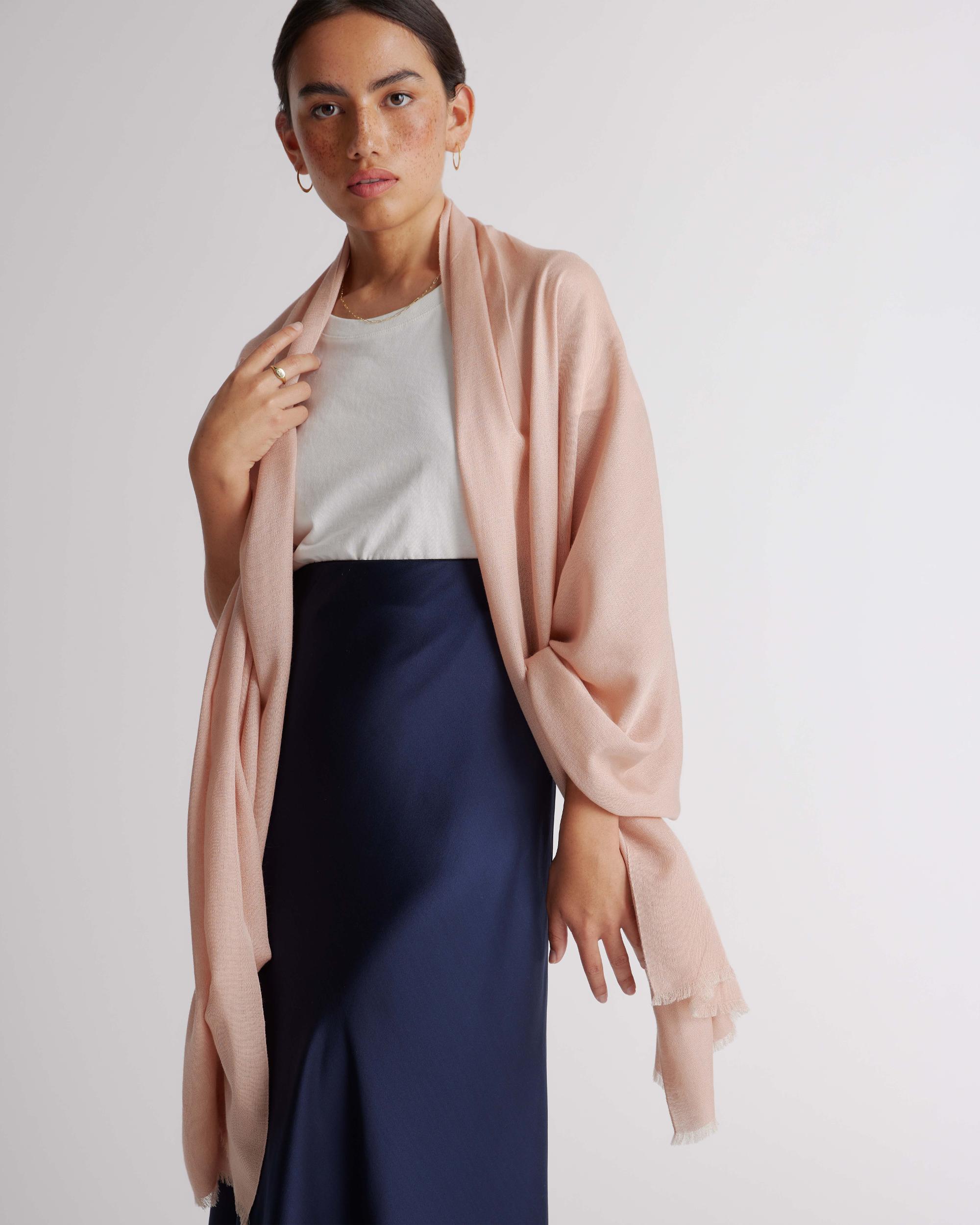 Quince | Women's Featherweight Cashmere Silk Frayed Edge Scarf Product Image