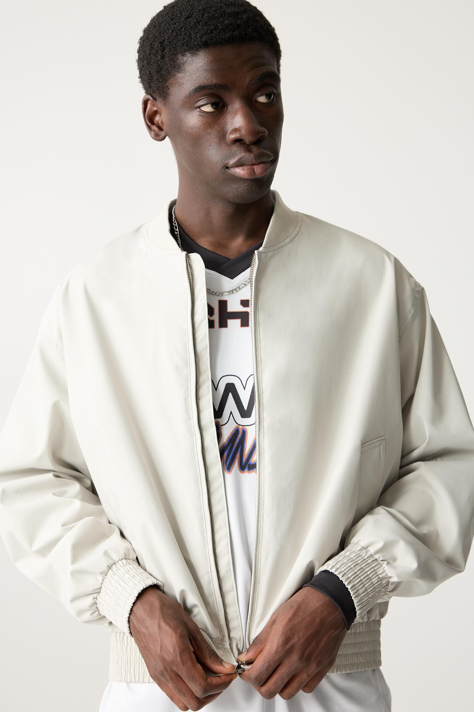 Lightweight bomber jacket Product Image