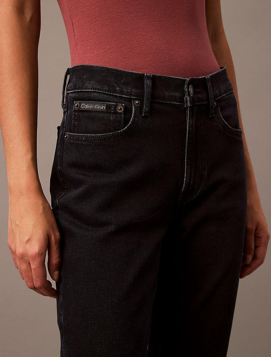 Mid Rise Flared Fit Jeans Product Image