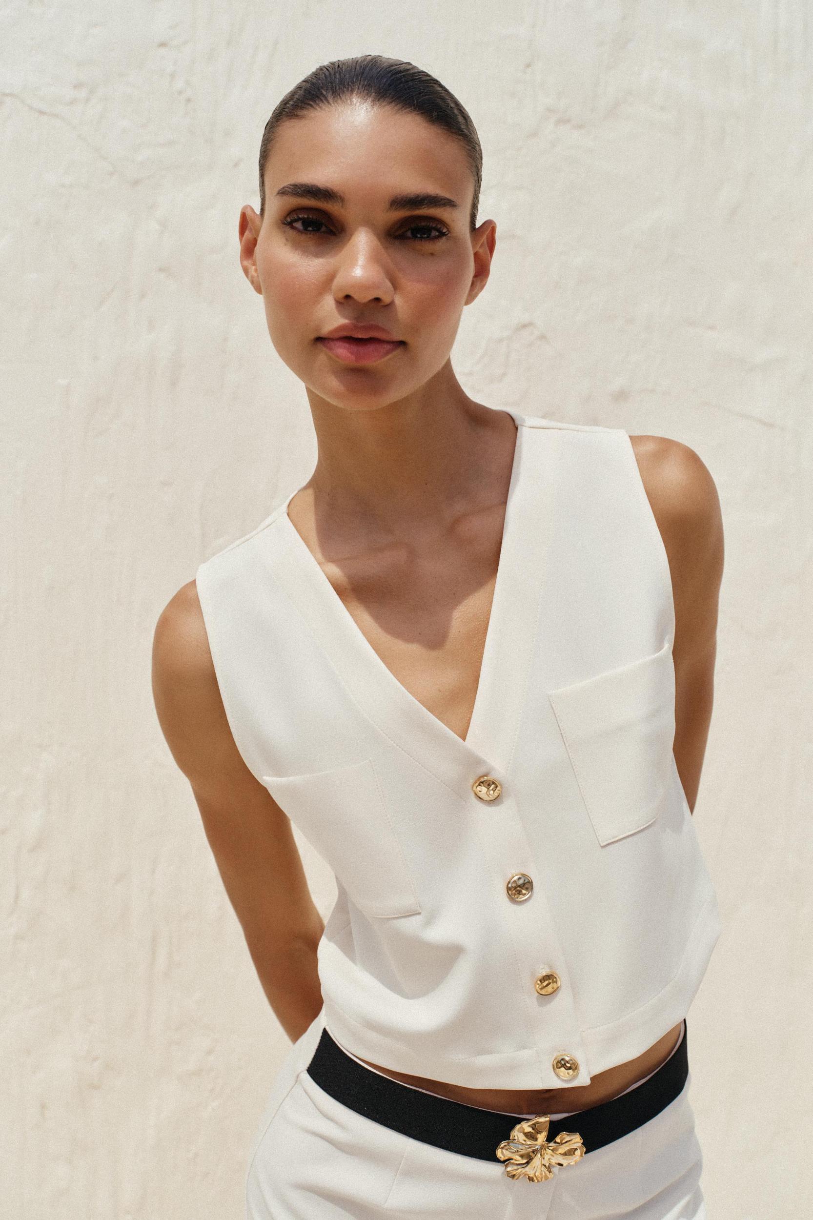 SLEEVELESS CREPE TOP Product Image