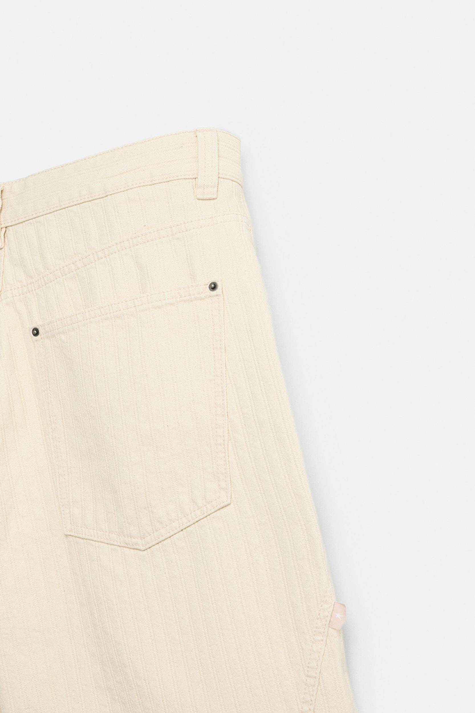 TEXTURED STRIPED SHORTS Product Image