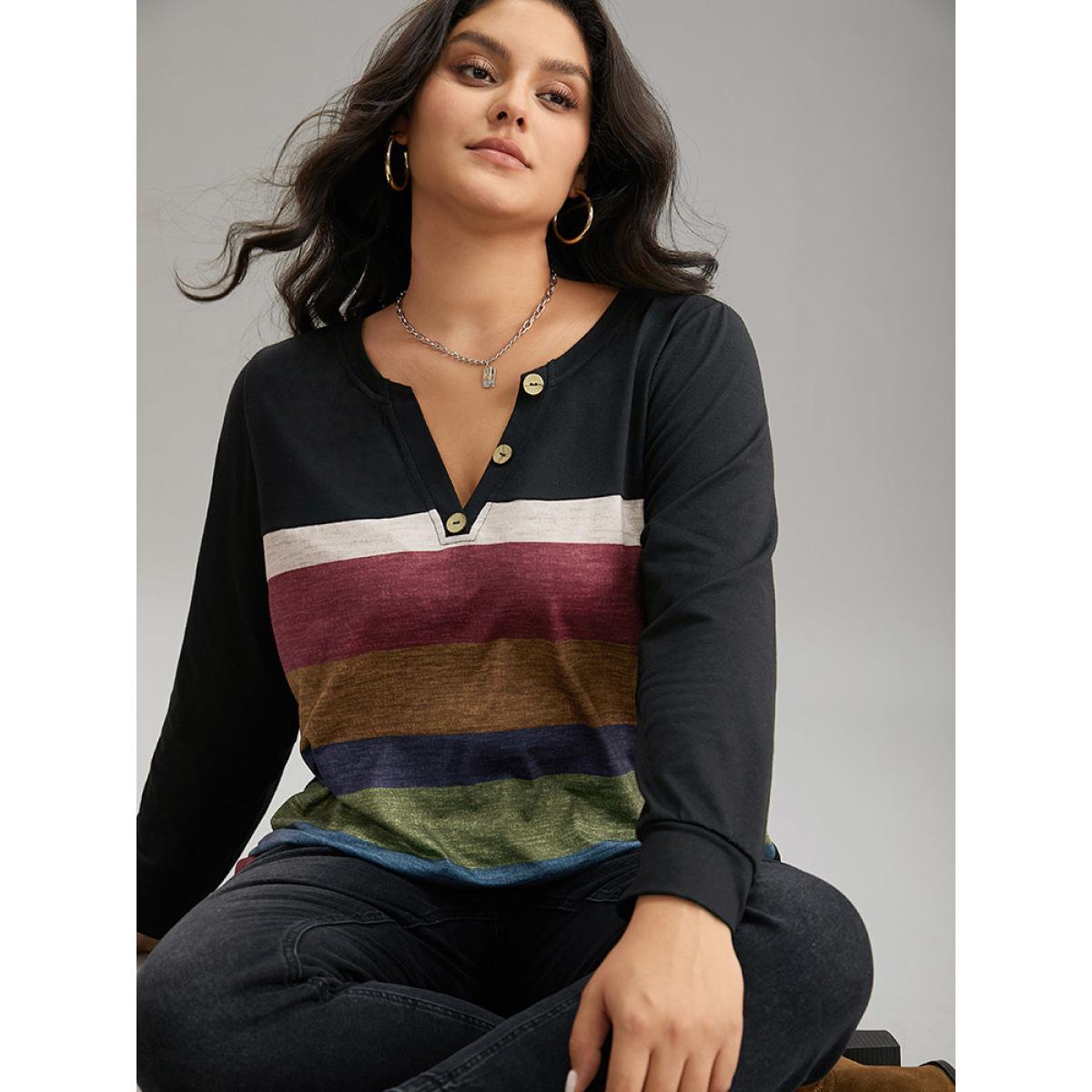 Plus Size Colorblock Contrast Notched Button Detail T-shirt Black Women Casual Contrast Striped Notched collar Dailywear T-shirts BloomChic 26/4X Product Image