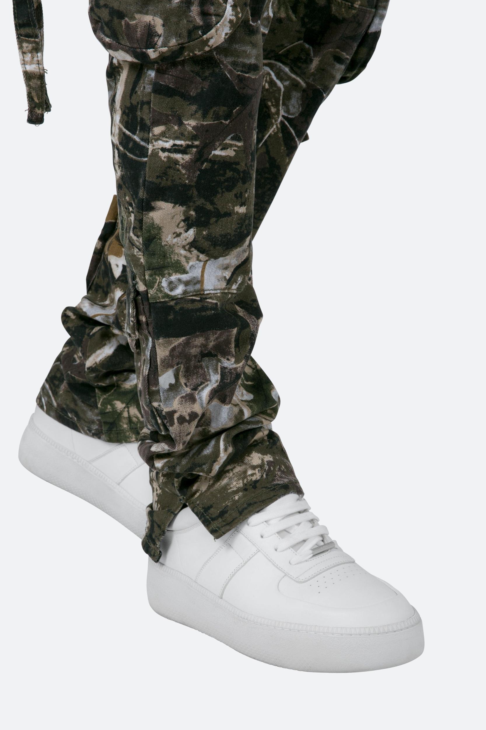 D152 Cargo Straight Denim - Hunter Camo Product Image