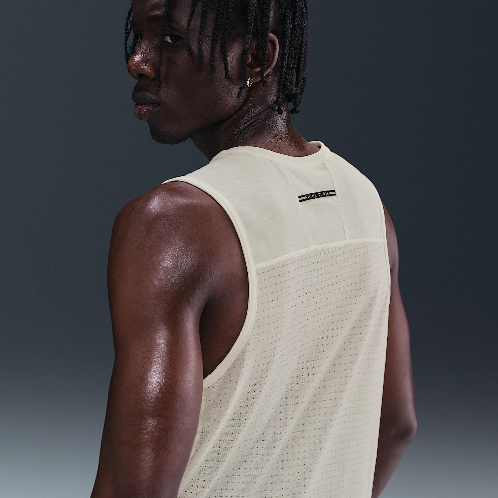 Nike Mens Solar Chase Dri-FIT ADV Running Tank Top | HJ4168-133 Product Image