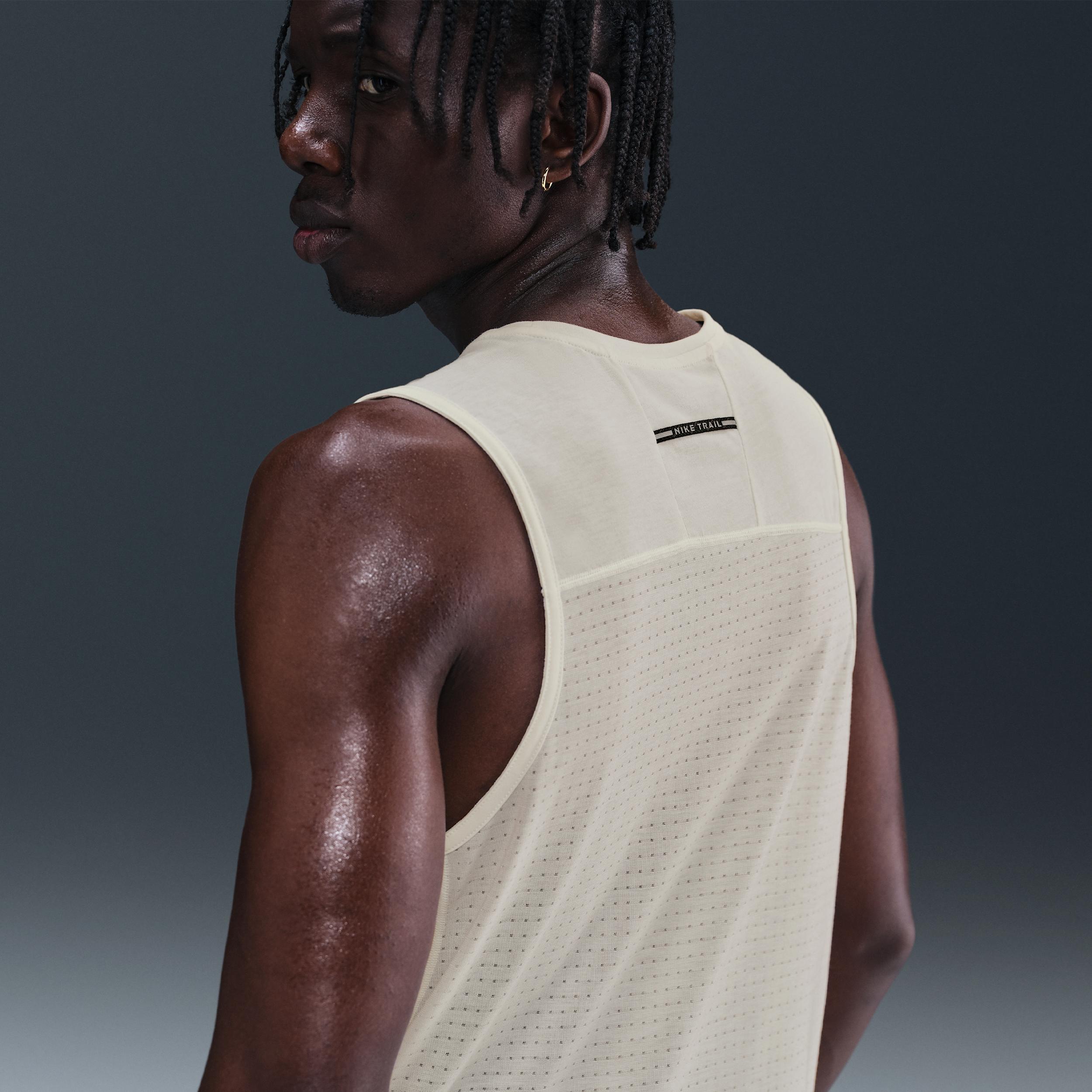 Nike Mens Solar Chase Dri-FIT ADV Running Tank Top | HJ4168-133 Product Image