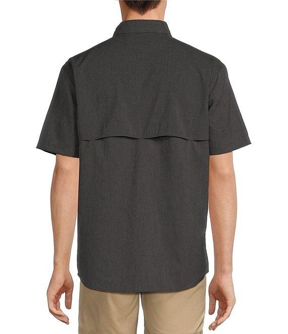 Roundtree & Yorke Performance The Charter Vented Chambray Short Sleeve Solid Fishing Sport Shirt Product Image