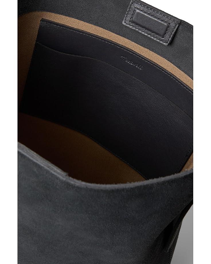 The Essential Bucket Tote in Leather Product Image