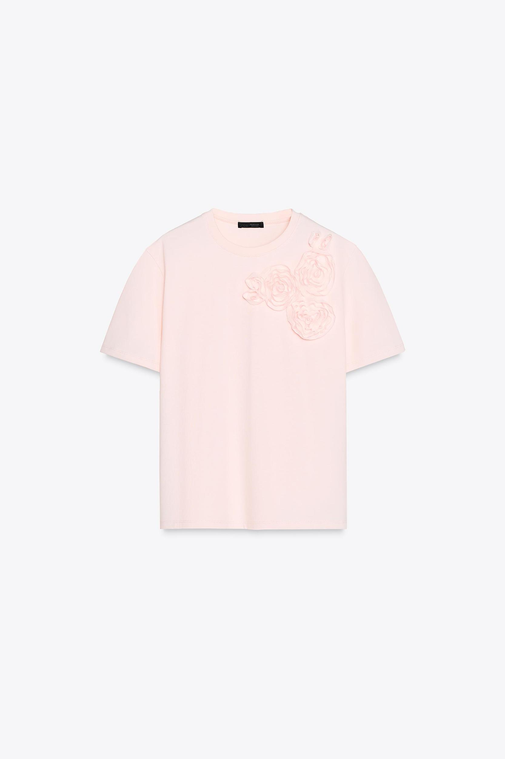 FLOWER T-SHIRT Product Image