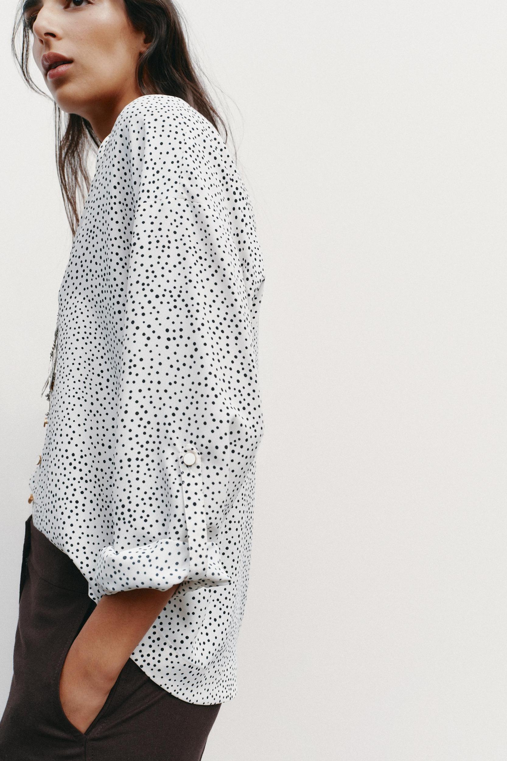 POLKA DOT TAB SLEEVE SHIRT Product Image