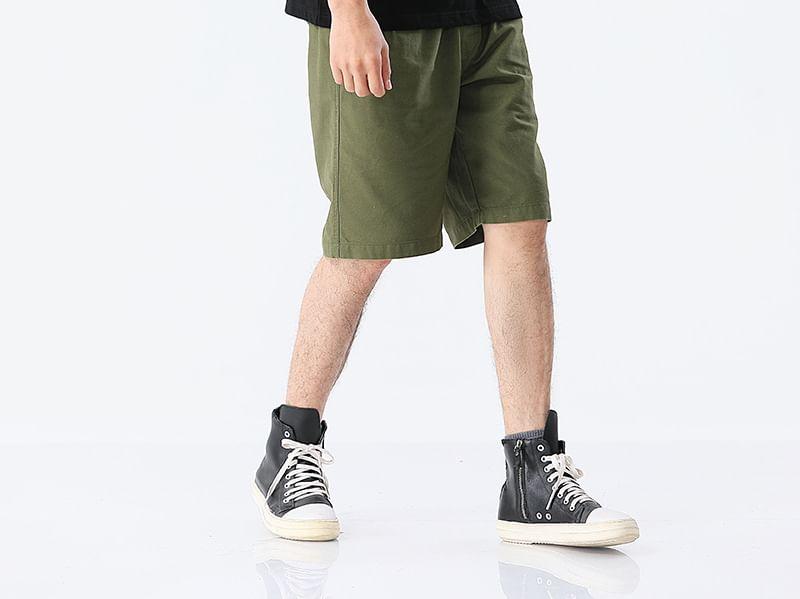 Sleeveless Scoop Neck Lettering Tank Top Product Image