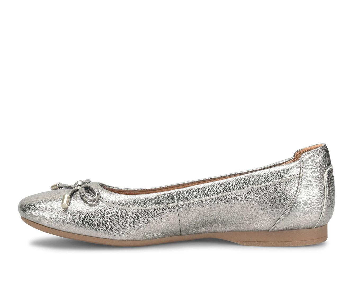 Women's Comfortiva Keegan Flats Product Image
