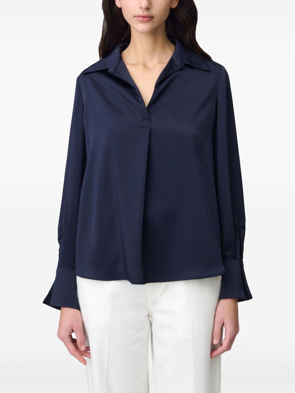 long sleeve shirt Product Image