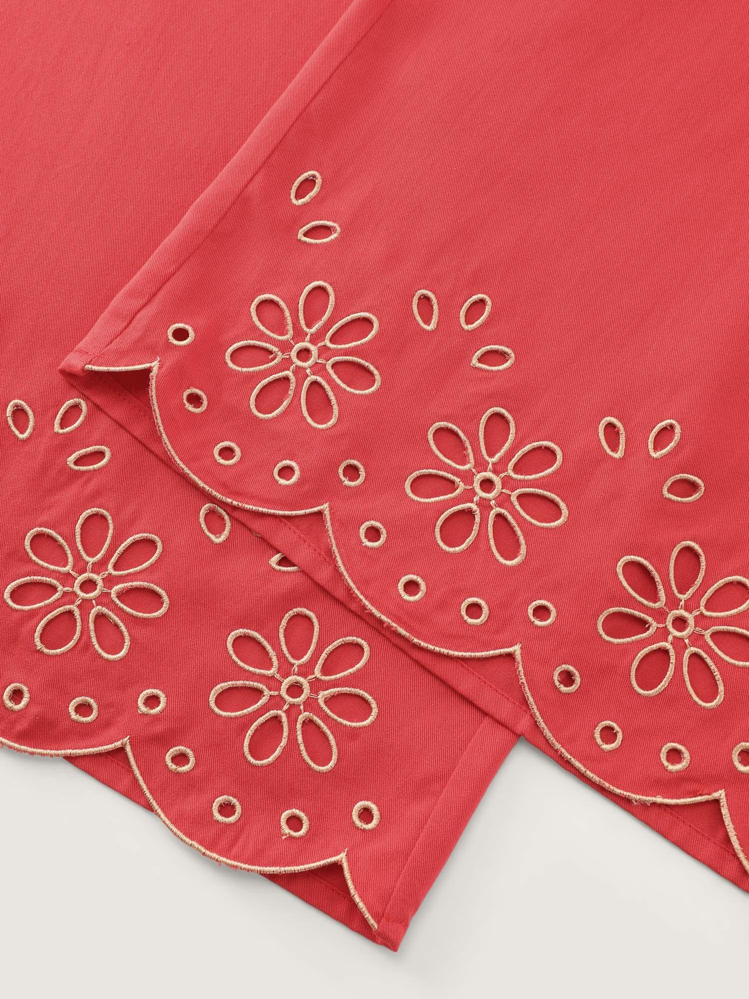 Embroidered Hem Straight Leg Pants Female Product Image