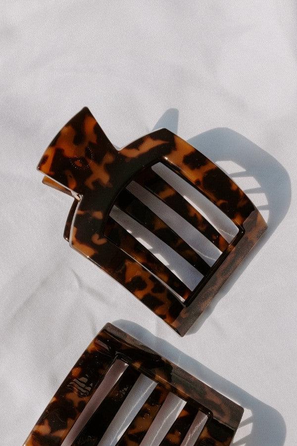 Flat Medium Square Hair Claw Clip in Brown Tortoiseshell Product Image
