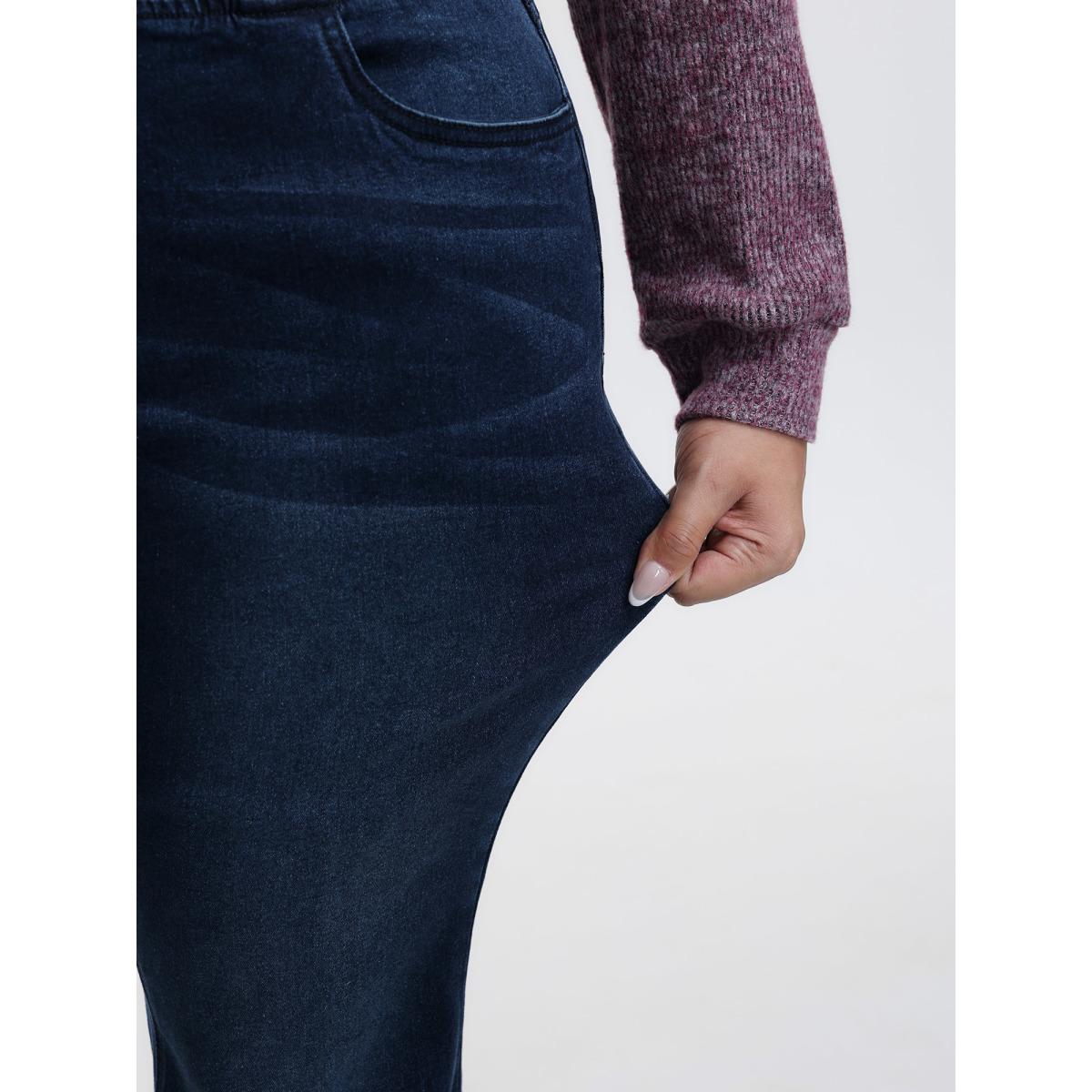 Plus Size Stretchy Waist Flared Hem Jeans Women Denimindigo Leisure High stretch Slanted pocket Jeans BloomChic 24/3X Product Image