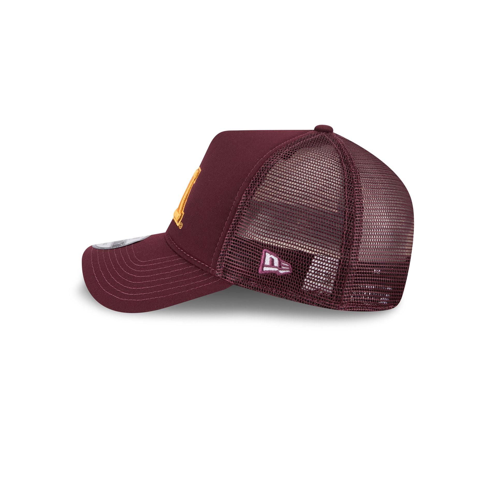 Athletics Contrast Stitch 9TWENTY Adjustable Hat Male Product Image