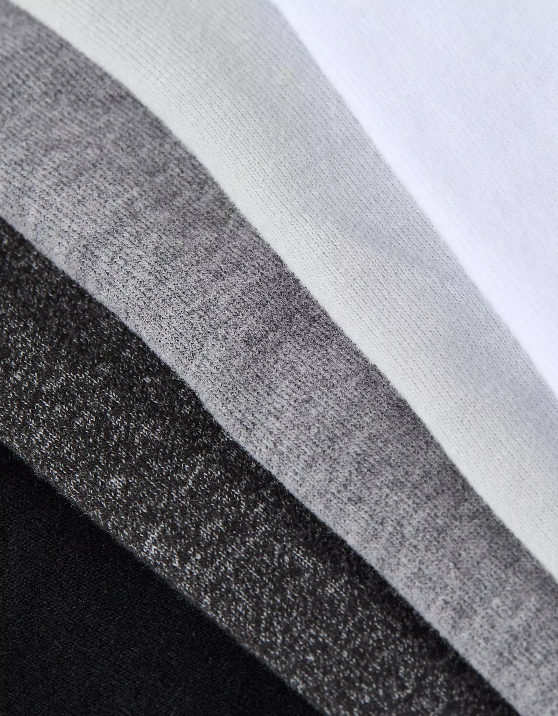 AEO Men's USA 6" Classic Boxer Brief Product Image