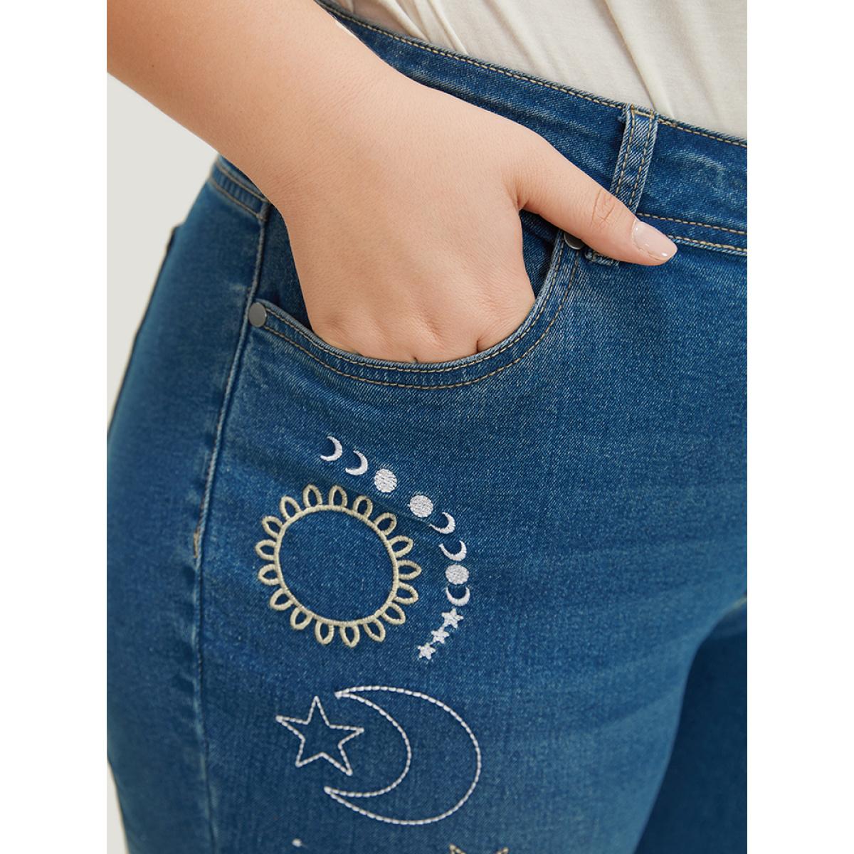 Plus Size Very Stretchy High Rise Moon & Star Embroidered Jeans Women Blue Casual Star and moon Roll Hem High stretch Pocket Jeans BloomChic 28/5X Product Image