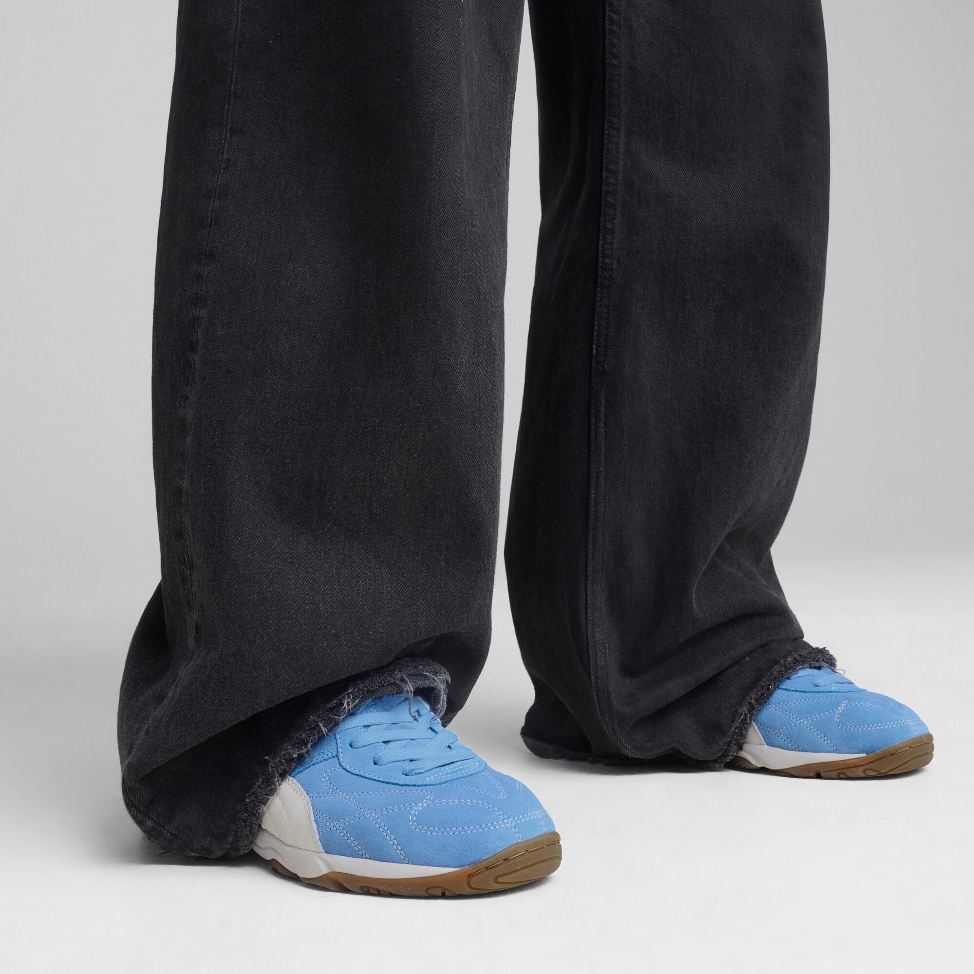 KING Indoor Royalty Men's Sneakers Product Image