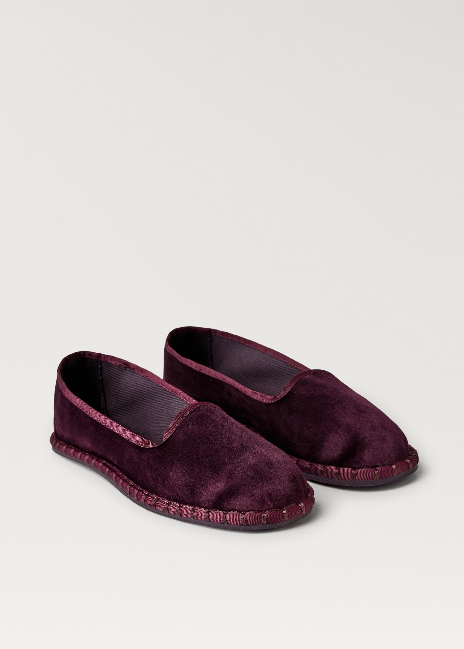 Velour shoes - Women | MANGO USA Product Image